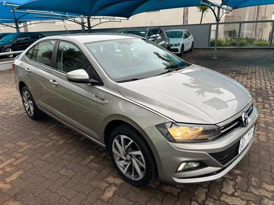 VOLKSWAGEN VIRTUS 1.0 200 TSI HIGHLINE AUTOMÁTICO